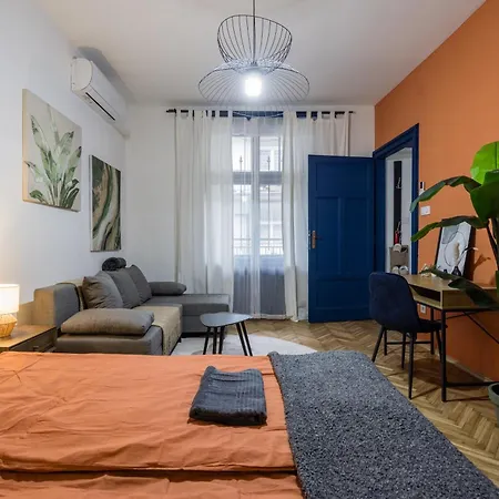 Comfortable 2br For Work Or Leisure Budapest