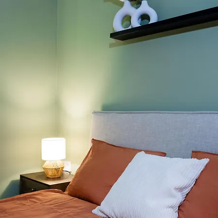 Comfortable 2br For Work Or Leisure דירה
