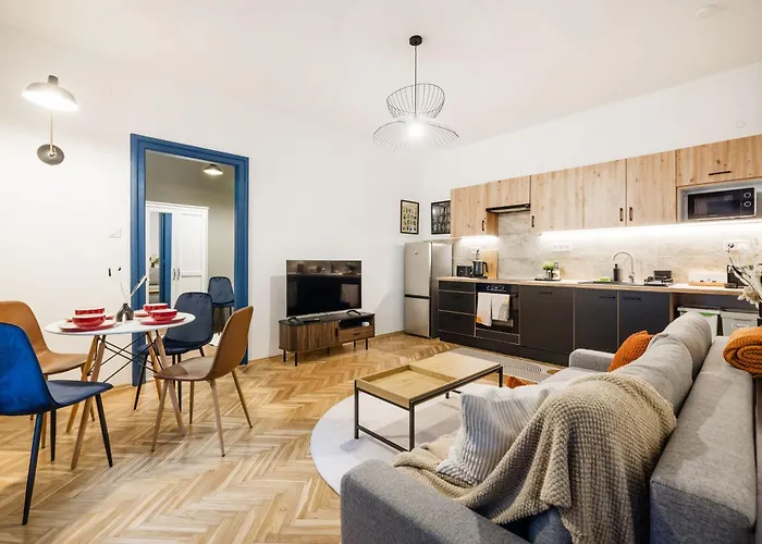 Comfortable 2br For Work Or Leisure