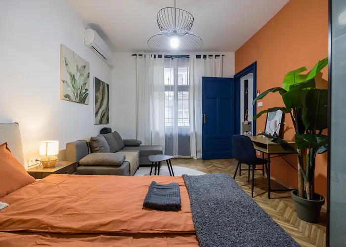 Comfortable 2br For Work Or Leisure Budapest